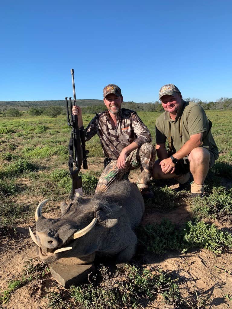 Warthog trophy shot with Nick Bowker Hunting